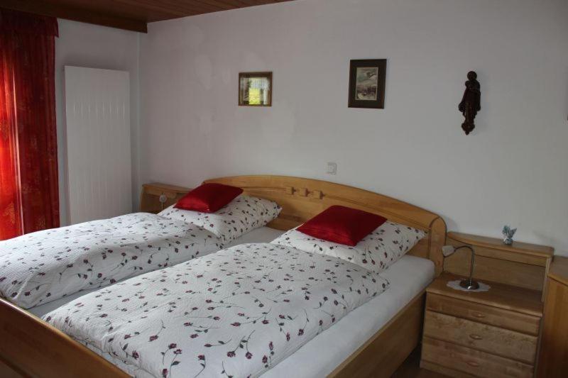Ferienwohnung Sattler Neukirchen am Teisenberg Экстерьер фото